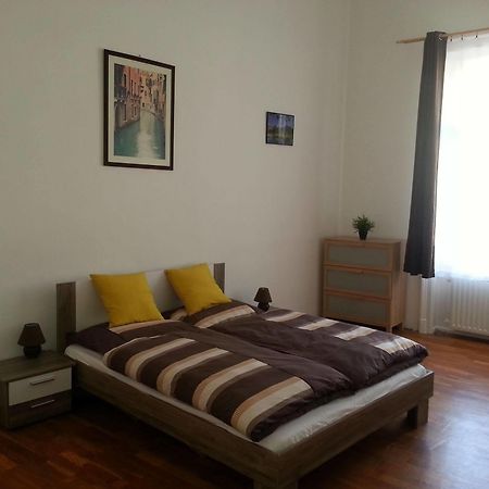Caterina Private Rooms And Apartments Βουδαπέστη Εξωτερικό φωτογραφία