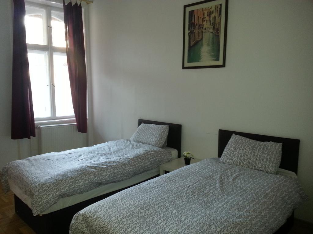 Caterina Private Rooms And Apartments Βουδαπέστη Εξωτερικό φωτογραφία